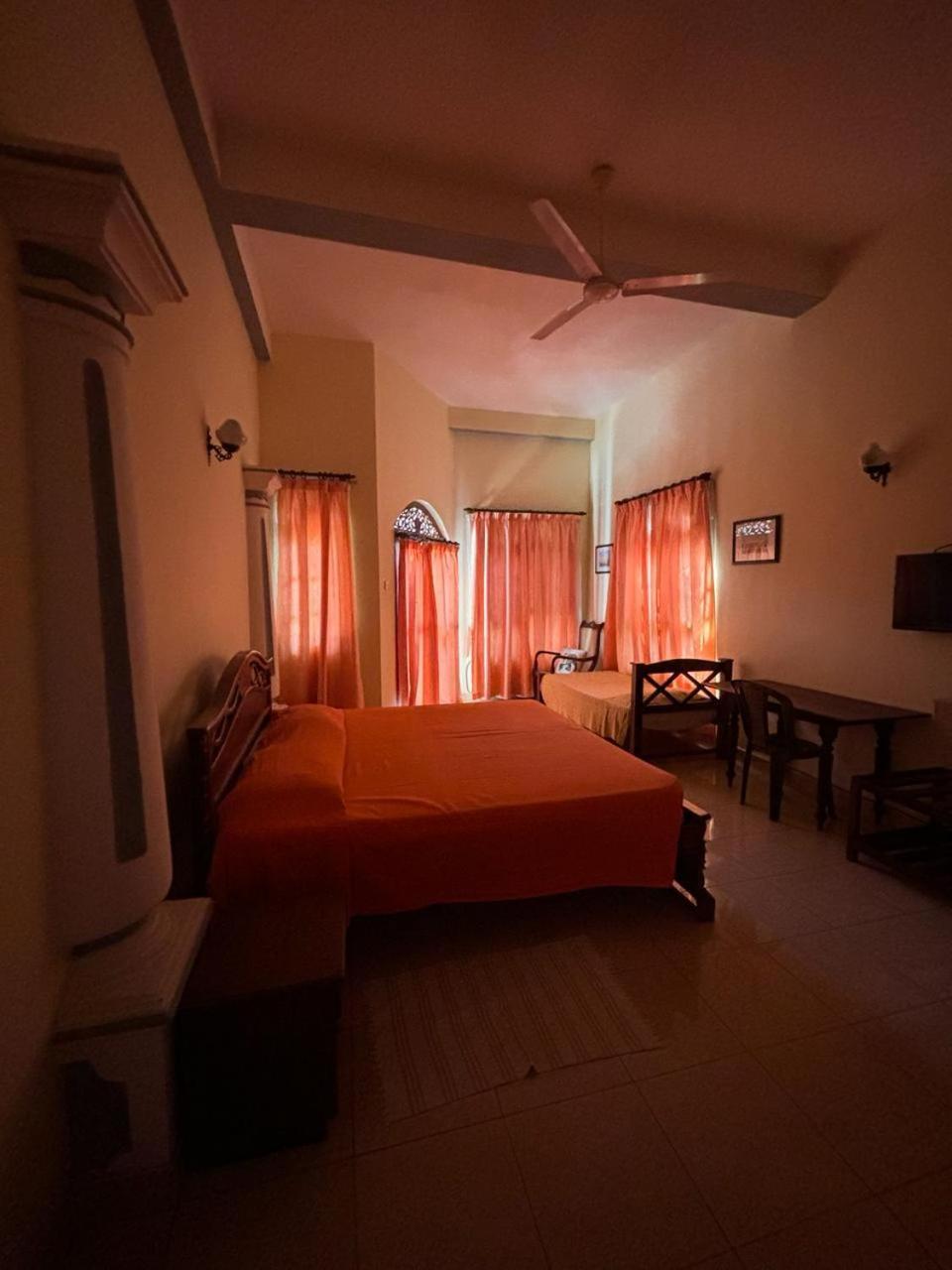 Village Inn Resort เนกอมโบ ภายนอก รูปภาพ